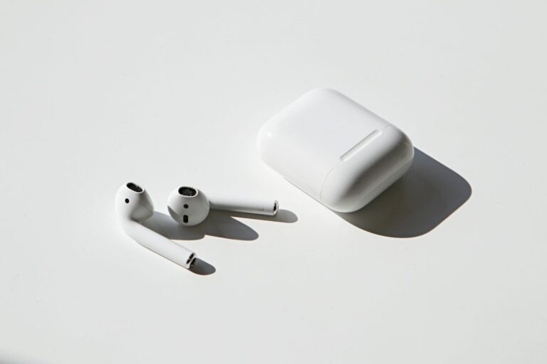 kuo ar airtags apple silicon airpodsrossignolmacrumors