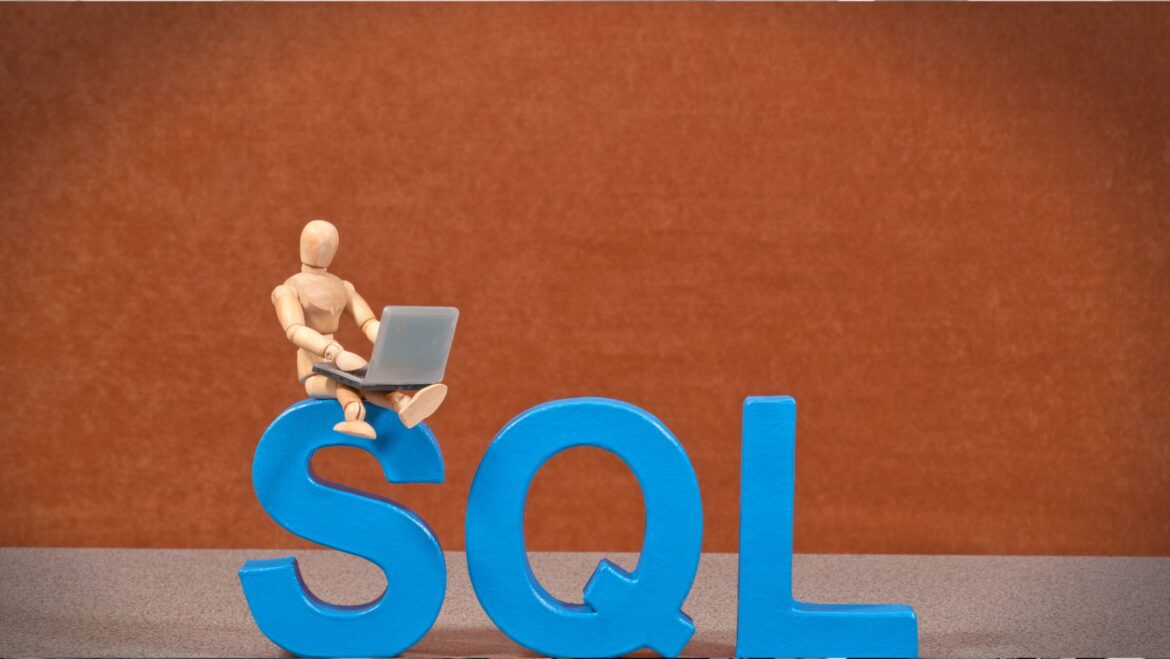 Want a Career in Tech + Business? Learn SQL and Project Management Today