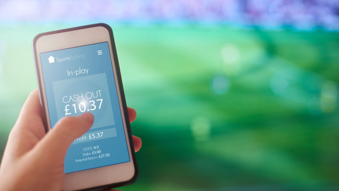 Winning Football Bets: Smarter Strategies for the Modern Soccer Fan