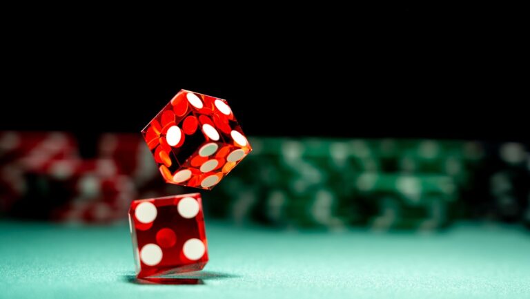 Casino Welcome Bonuses vs. Rapid Cashouts: Which Starting Advantage Maximizes Player Value?